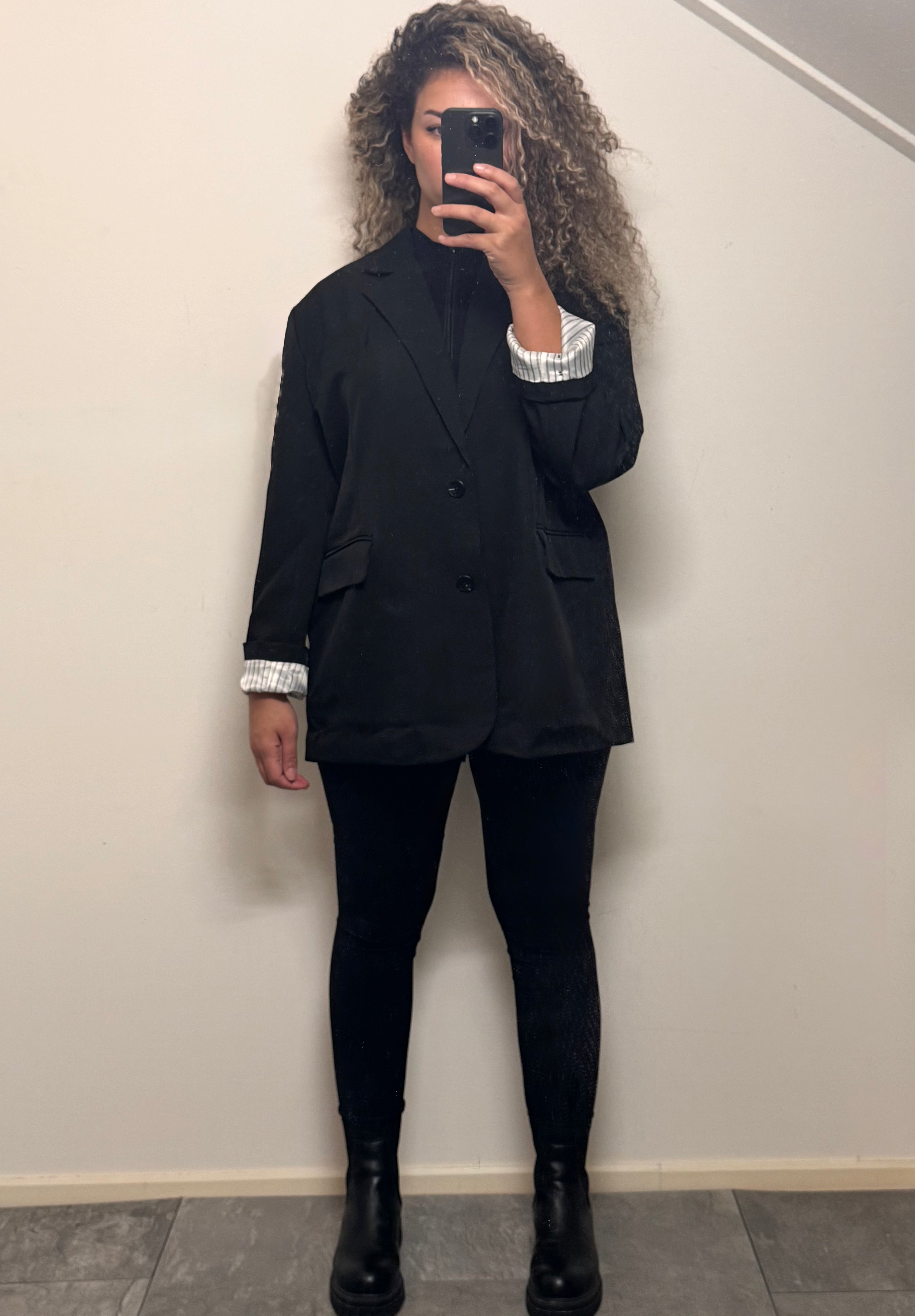 Black Oversized Blazer – Casual Chic Musthave